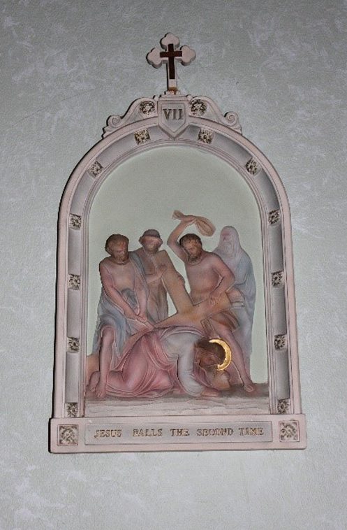 The seventh chapter sculpture of the Station of the Cross